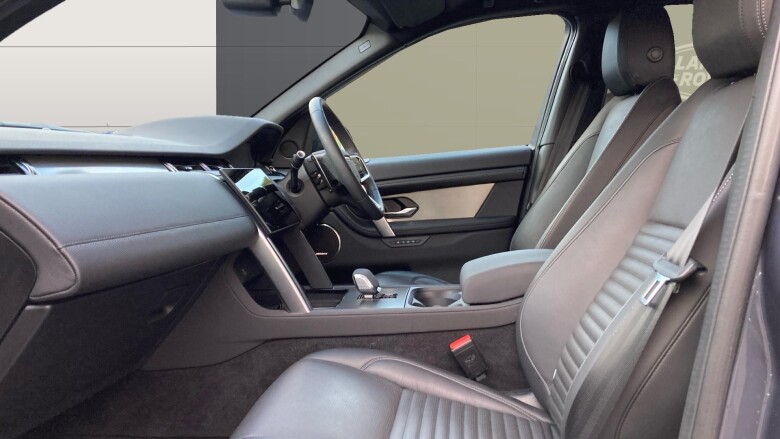 Land Rover Discovery Sport 2.0 D200 Dynamic SE 5dr Auto [5 Seat] Diesel Station Wagon